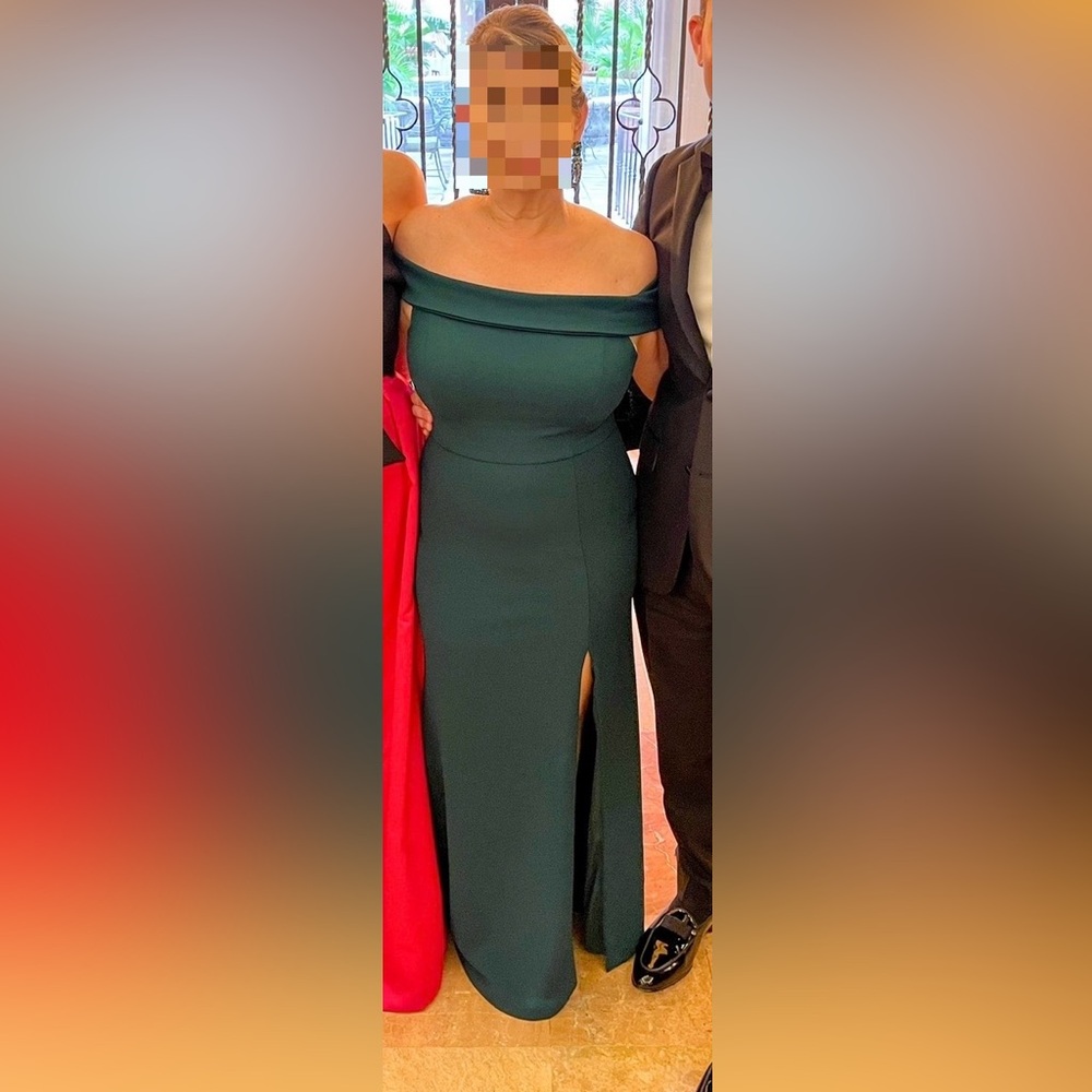 Lulu’s Off-Shoulder Forest Green Evening Gown